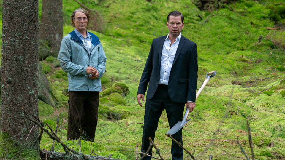 Manfred (Mads Mikkelsen), Anker (Nikolaj Lie Kaas)