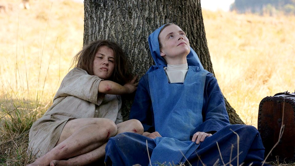 Marie (Ariana Rivoire), Sister Marguerite (Isabelle Carre)