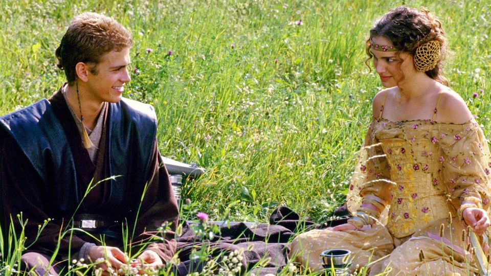 Anakin (Hayden Christensen), Padme (Natalie Portman)