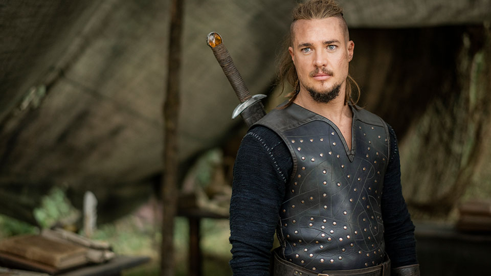 Uhtred (Alexander Dreymon)