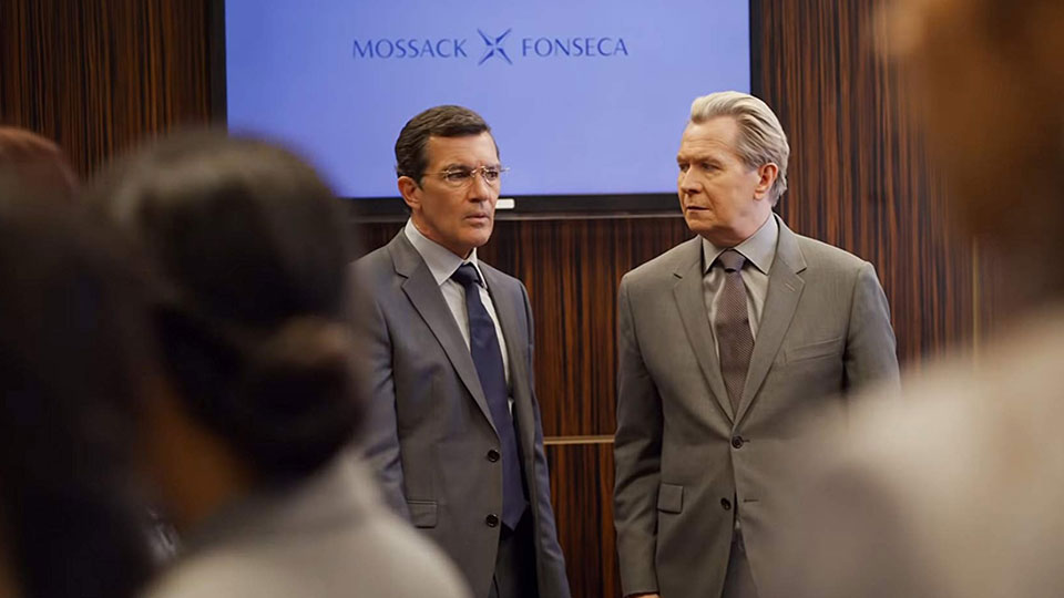 Ramón Fonseca (Antonio Banderas) und Jürgen Mossack (Gary Oldman)