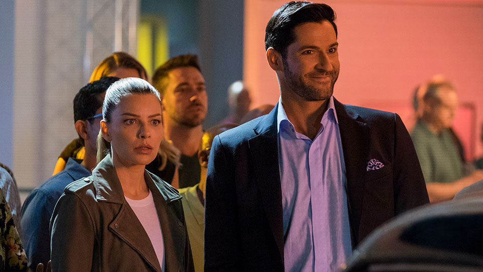 Detective Chloe Decker (Lauren German) und Lucifer Morningstar (Tom Ellis)