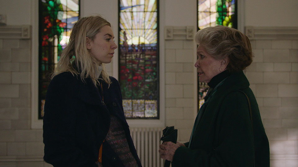 Martha (Vanessa Kirby) und ihre Mutter Elizabeth (Ellen Burstyn)