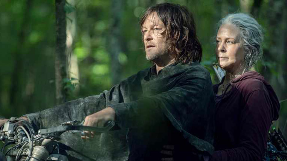 Daryl (Norman Reedus), Carol (Melissa McBride)