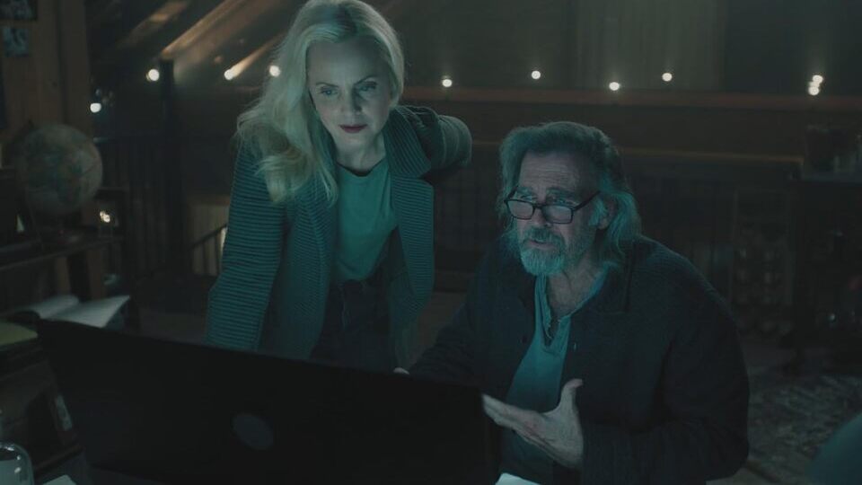 Annabelle (Mena Suvari), Michael (Jeff Fahey)