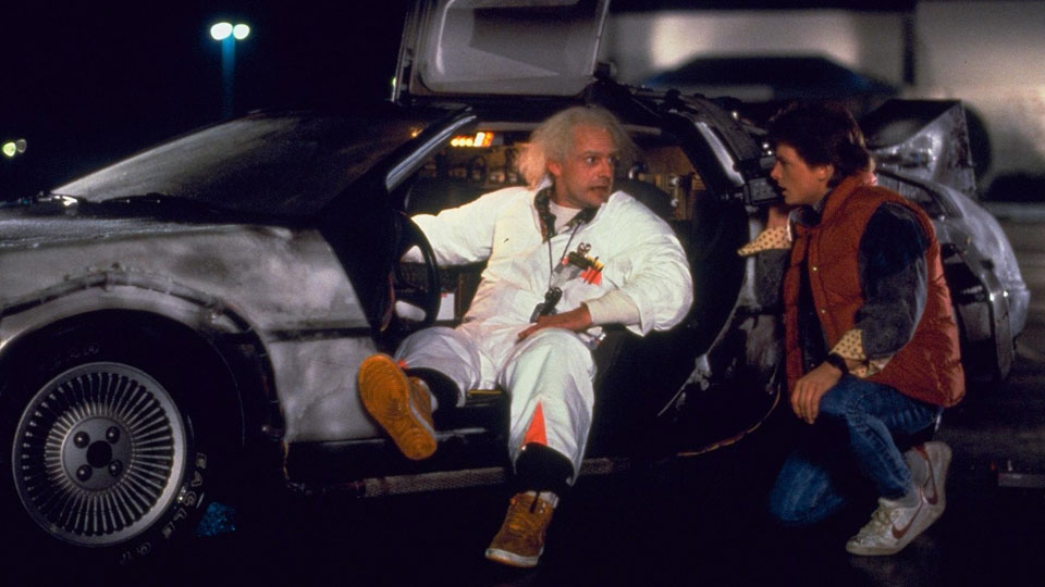 Dr. Emmett Brown (Christopher Lloyd), Marty McFly (Michael J. Fox)