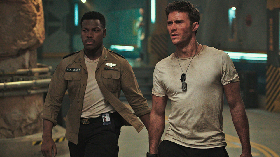 Jake Pentecost (John Boyega) und Lambert (Scott Eastwood)