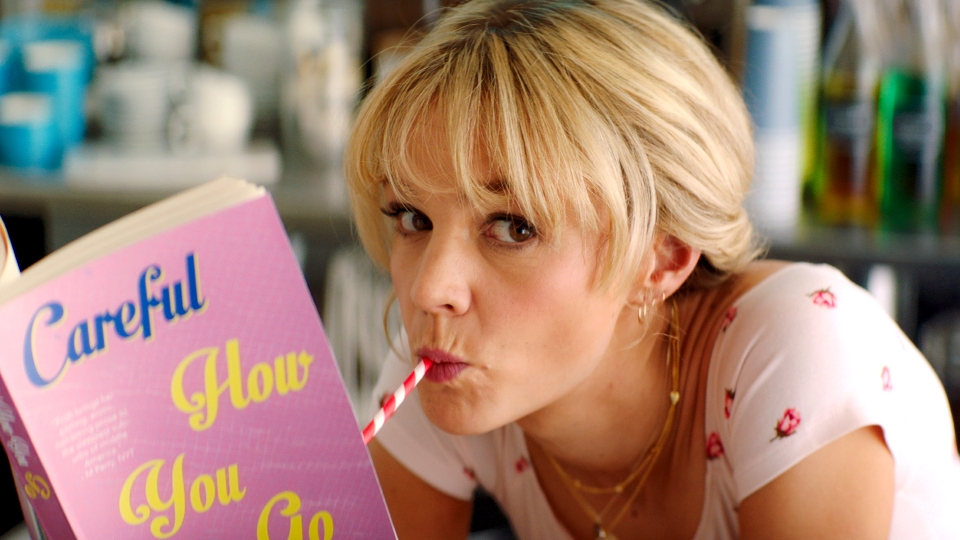 Cassie (Carey Mulligan) führt ein geheimes Doppelleben: Tagsüber arbeitet sie in einem Coffee Shop,
