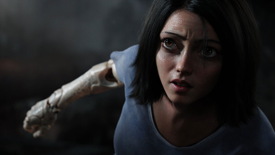 Vom Manga zum Film: Alita (Rosa Salazar) stürzt sich in den Kampf gegen das Böse.