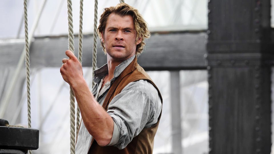 Owen Chase (Chris Hemsworth) ist Walfaenger auf dem Schiff Essex. 