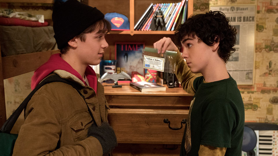 Billy Batson (Asher Angel) kommt mal wieder in eine neue Pflegefamilie und sein Pflegebruder ist dazu noch ein absoluter Superheldenfreak.